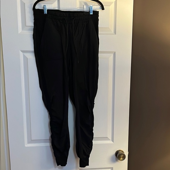 Lululemon Athletica Dance Studio Jogger Black - Picture 2 of 6